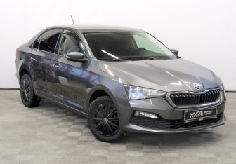 Подержанный автомобиль Skoda Rapid Liftback 2021 года (3 фото)