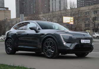 Подержанный автомобиль Avatr 11 2023 года (31 фото)