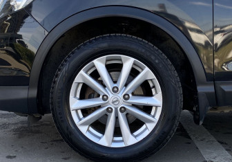 Подержанный автомобиль Nissan Qashqai 2018 года (9 фото)