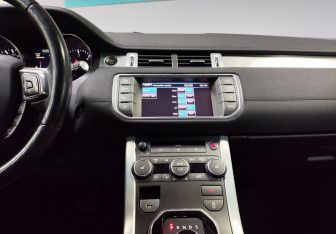 Подержанный автомобиль Land Rover Range Rover Evoque 2012 года (17 фото)