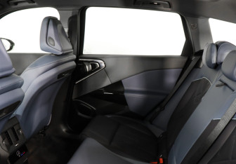 Новый BMW X3 2025 (11 фото)