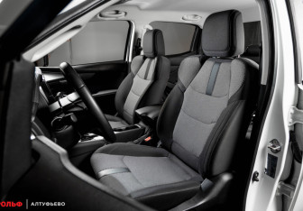 Новый Mazda BT-50 2023 (14 фото)