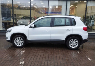 Подержанный автомобиль Volkswagen Tiguan 2014 года (5 фото)