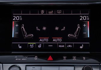Подержанный автомобиль Audi A6 Sedan 2019 года (16 фото)