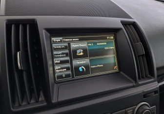 Подержанный автомобиль Land Rover Freelander 2013 года (27 фото)