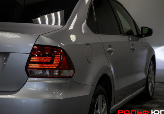 Подержанный автомобиль Volkswagen Polo Sedan 2017 года (20 фото)