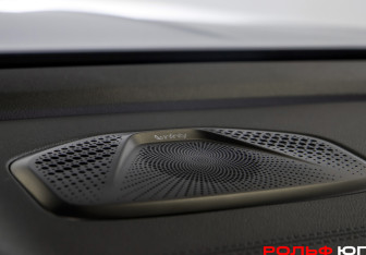 Подержанный автомобиль Geely Monjaro 2023 года (19 фото)