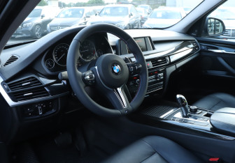 Подержанный автомобиль BMW X5 2014 года (13 фото)