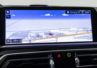 Подержанный автомобиль BMW X7 2019 года (21 фото)