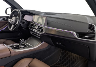 Подержанный автомобиль BMW X5 2022 года (13 фото)