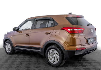 Подержанный автомобиль Hyundai Creta 2019 года (7 фото)