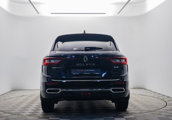 Подержанный автомобиль Renault Koleos 2018 года (6 фото)