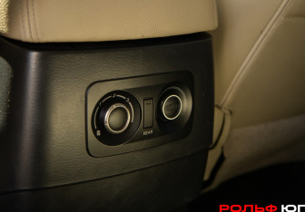 Подержанный автомобиль Mitsubishi Pajero 2019 года (25 фото)