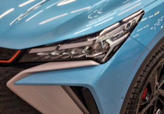 Подержанный автомобиль Geely Coolray 2024 года (20 фото)