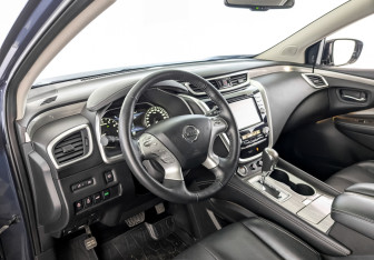 Подержанный автомобиль Nissan Murano Suv 2021 года (16 фото)