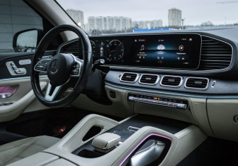 Подержанный автомобиль Mercedes-Benz GLE 2019 года (14 фото)