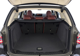 Новый BMW X3 2024 (8 фото)