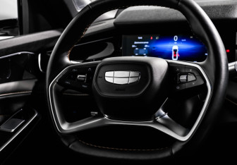 Подержанный автомобиль Geely Preface 2024 года (15 фото)
