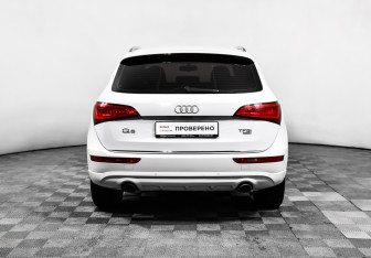 Подержанный автомобиль Audi Q5 2014 года (6 фото)