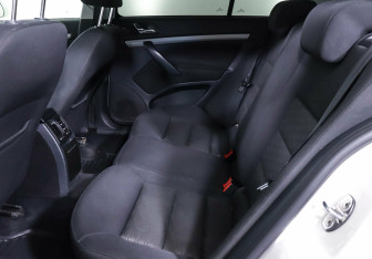 Подержанный автомобиль Skoda Octavia Liftback 2012 года (15 фото)