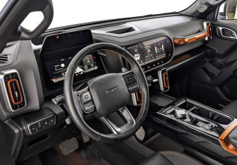Подержанный автомобиль Haval Dargo 2023 года (15 фото)