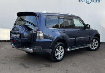 Подержанный автомобиль Mitsubishi Pajero 2008 года (5 фото)