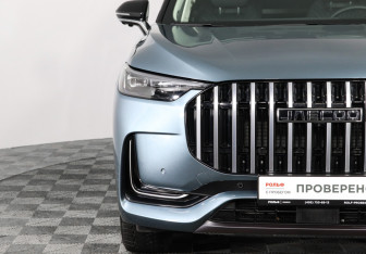 Подержанный автомобиль Jaecoo J8 2024 года (13 фото)