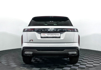 Подержанный автомобиль Jaecoo J7 2023 года (6 фото)