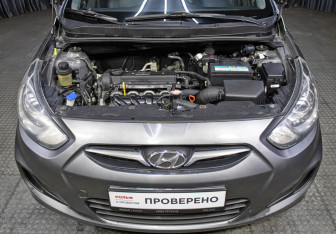 Подержанный автомобиль Hyundai Solaris Sedan 2012 года (9 фото)