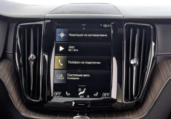 Подержанный автомобиль Volvo XC60 2020 года (15 фото)
