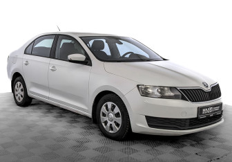 Подержанный автомобиль Skoda Rapid Liftback 2019 года (3 фото)