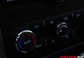 Подержанный автомобиль Chevrolet Captiva 2015 года (24 фото)