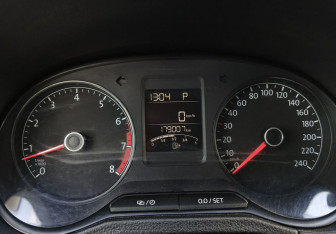 Подержанный автомобиль Volkswagen Polo Sedan 2018 года (23 фото)