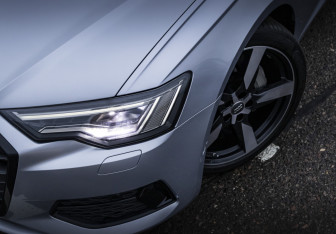 Подержанный автомобиль Audi A6 Sedan 2019 года (2 фото)