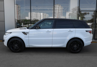 Подержанный автомобиль Land Rover Range Rover Sport 2014 года (8 фото)