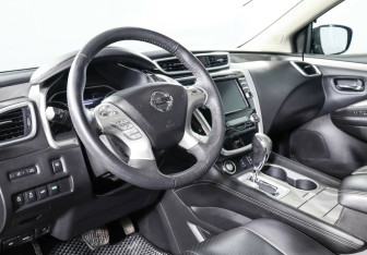 Подержанный автомобиль Nissan Murano Suv 2017 года (7 фото)