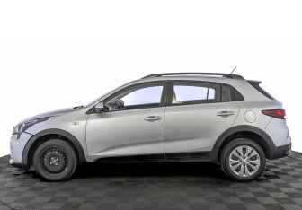 Подержанный автомобиль Kia Rio Hatchback 2021 года (8 фото)