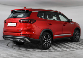 Подержанный автомобиль Chery Tiggo 8 Pro 2022 года (5 фото)