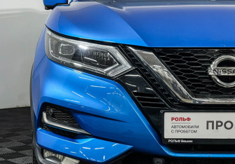 Подержанный автомобиль Nissan Qashqai 2020 года (17 фото)