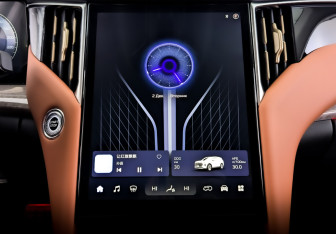 Новый Hongqi HS7 2025 (11 фото)