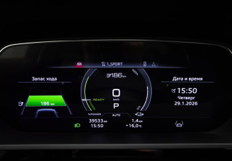Подержанный автомобиль Audi e-tron 2021 года (11 фото)