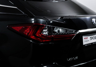 Подержанный автомобиль Lexus RX 2016 года (16 фото)