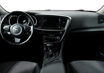 Подержанный автомобиль Kia Optima Sedan 2015 года (8 фото)