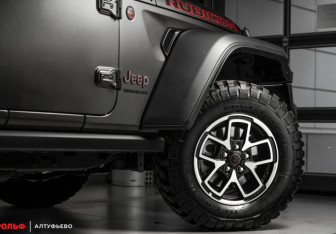 Новый Jeep Wrangler 2024 (14 фото)