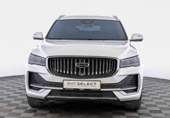 Подержанный автомобиль Geely Monjaro 2024 года (2 фото)