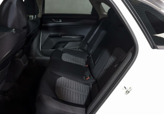 Подержанный автомобиль Kia K5 2021 года (9 фото)