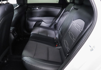 Подержанный автомобиль Kia Cerato Sedan 2020 года (11 фото)