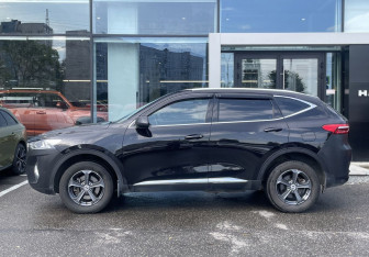 Подержанный автомобиль Haval F7 2021 года (8 фото)