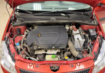 Подержанный автомобиль Suzuki SX4 Hatchback 2010 года (20 фото)