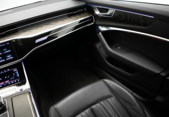 Подержанный автомобиль Audi A6 Sedan 2020 года (26 фото)